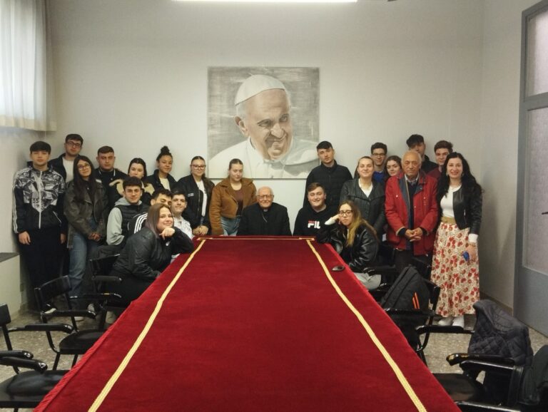 Caritas consegna 16 04 25